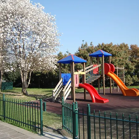 فندق أباكوس سستو سان جوفاني