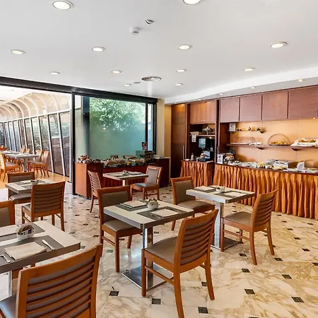 アバカス 4*