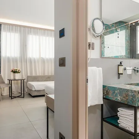 Abacus Hotel 4*